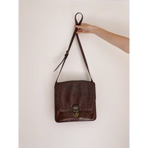 Vintage brow leather shoulder purse